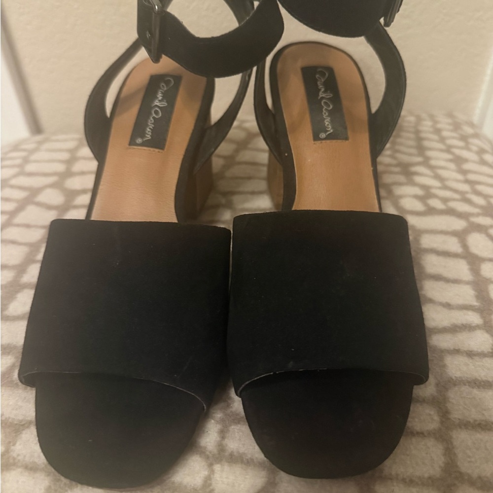 David Aaron Chic Black Wedge Sandals size 8